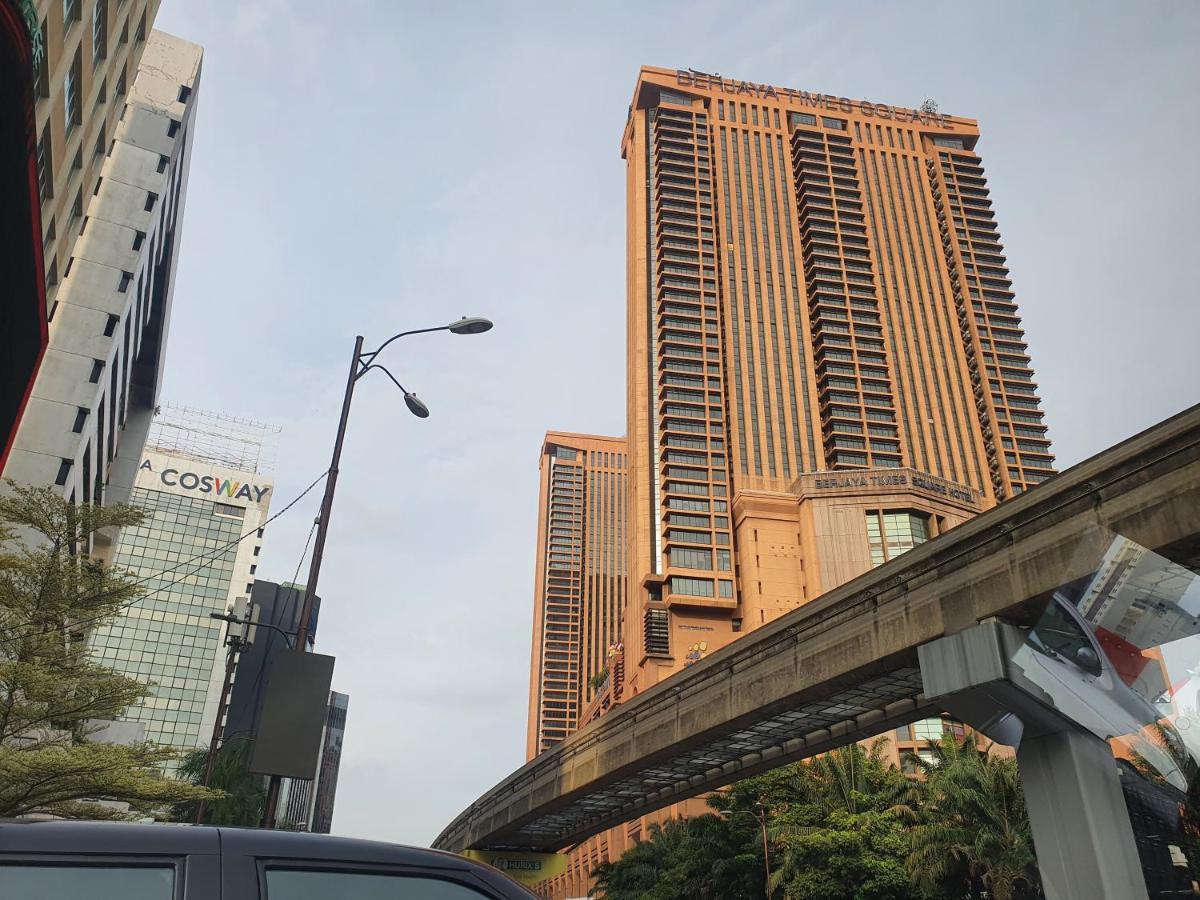 Moonlight Service Suite Kuala Lumpur Bagian luar foto