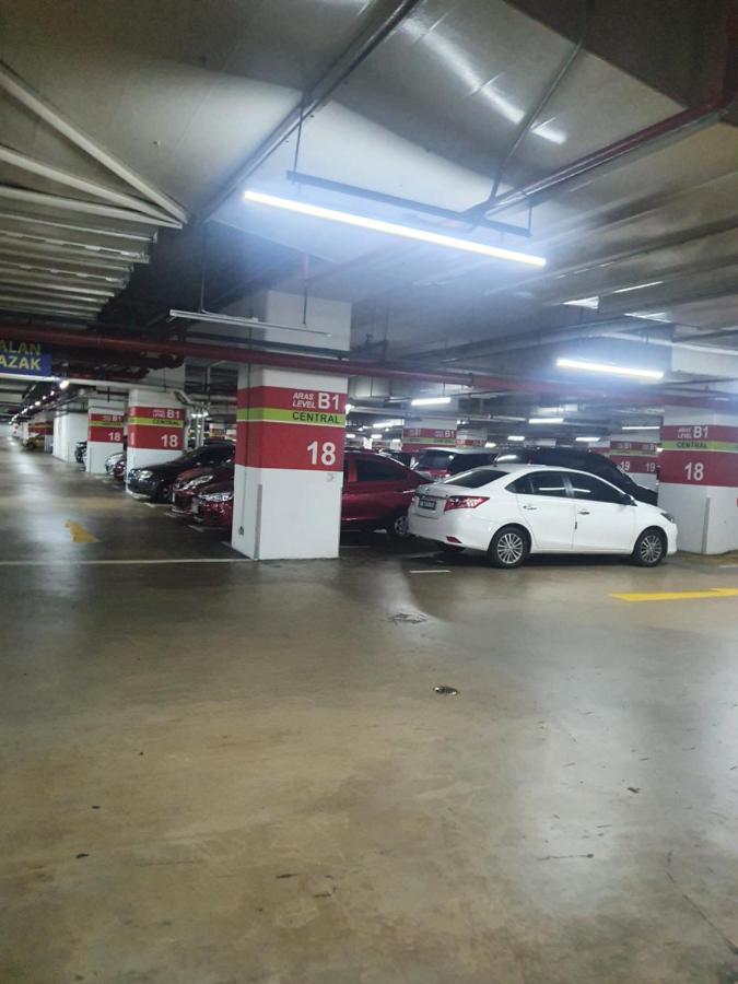 Moonlight Service Suite Kuala Lumpur Bagian luar foto