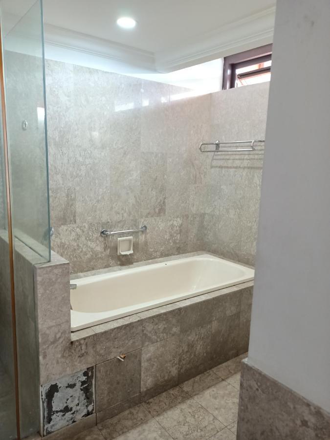 Moonlight Service Suite Kuala Lumpur Bagian luar foto